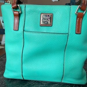Dooney and Bourke shopper